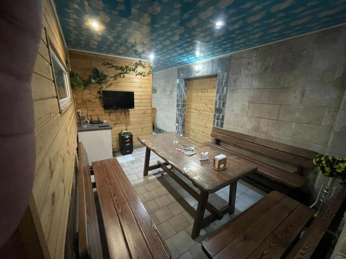 Гостевой Дом Шумкар Азия Guest House Shumkar Asia บิชเคก ภายนอก รูปภาพ
