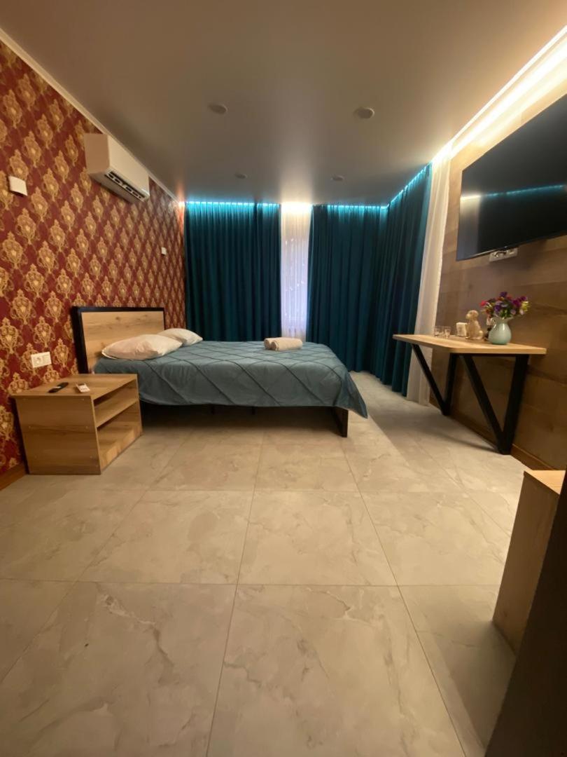 Гостевой Дом Шумкар Азия Guest House Shumkar Asia บิชเคก ภายนอก รูปภาพ