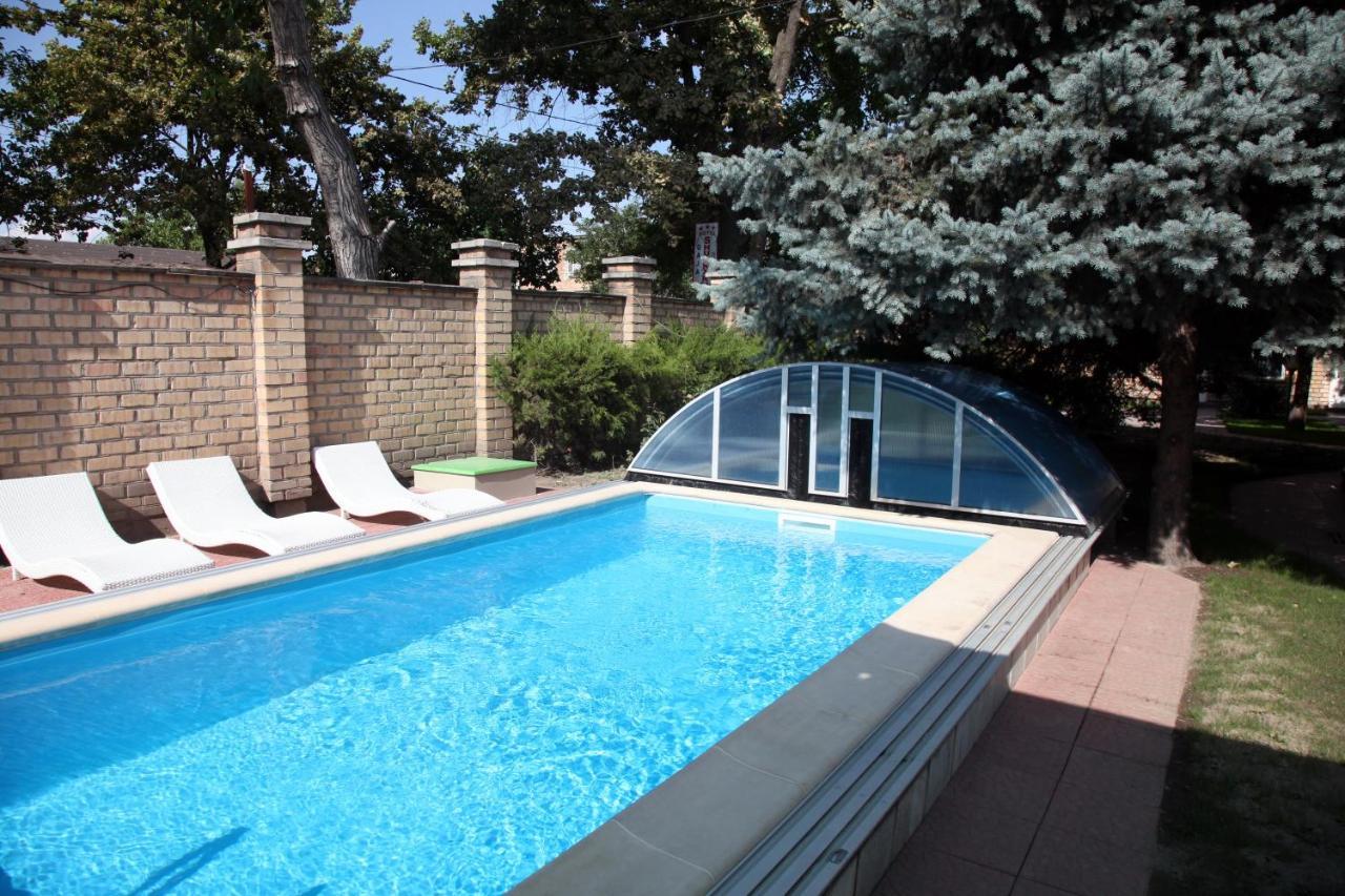 Гостевой Дом Шумкар Азия Guest House Shumkar Asia บิชเคก ภายนอก รูปภาพ