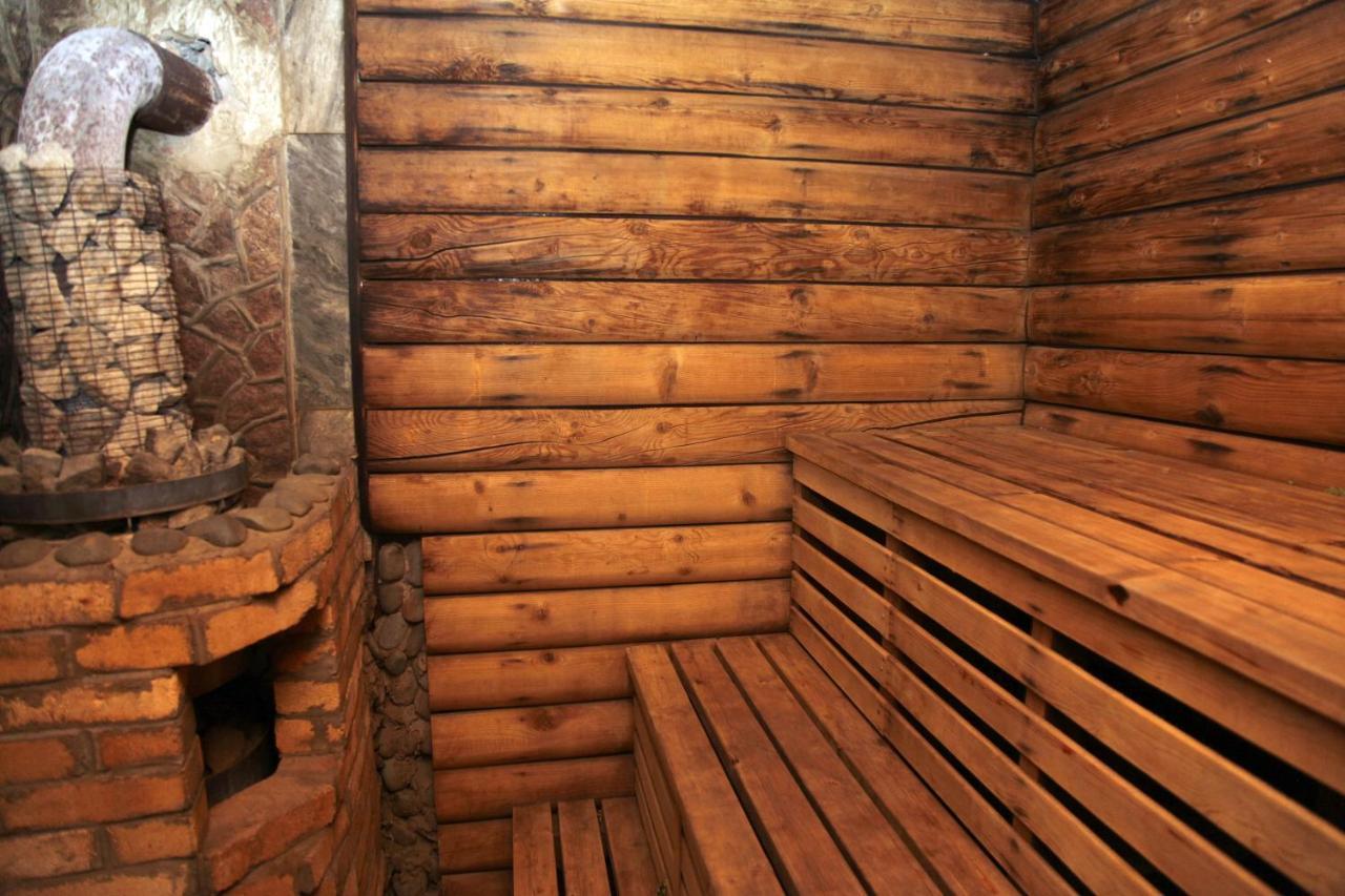 Гостевой Дом Шумкар Азия Guest House Shumkar Asia บิชเคก ภายนอก รูปภาพ